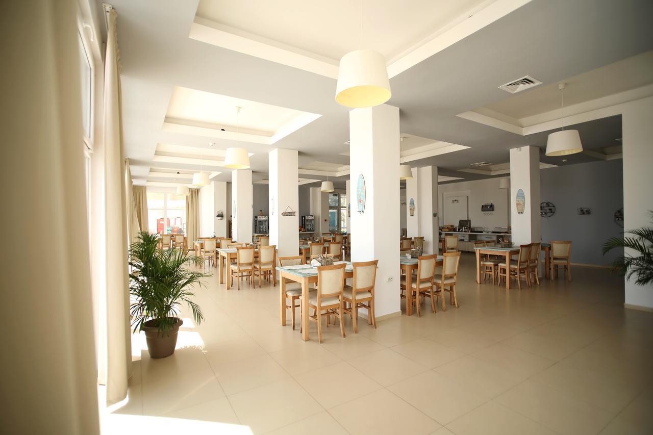 Hotel Victory Mamaia Bagian luar foto